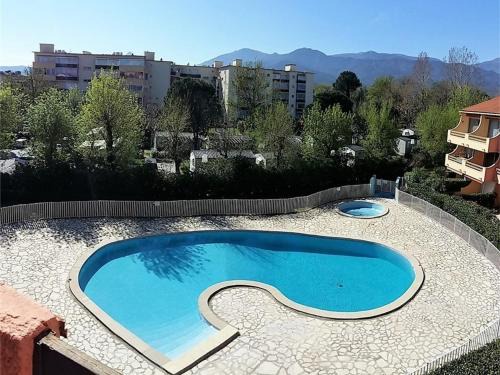 Appartement T2 avec piscine et parking à 300m de la plage - FR-1-388-56