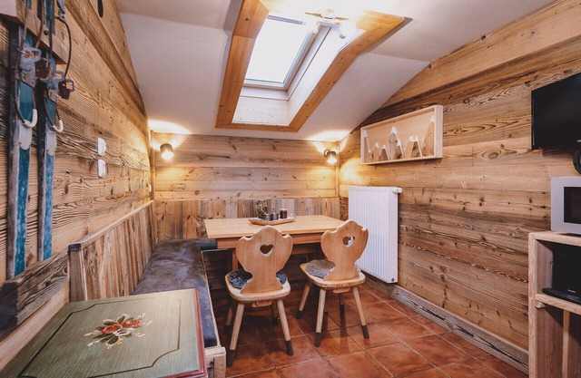 Appartements Enzian - TOP 3, Balkon & Bergblick