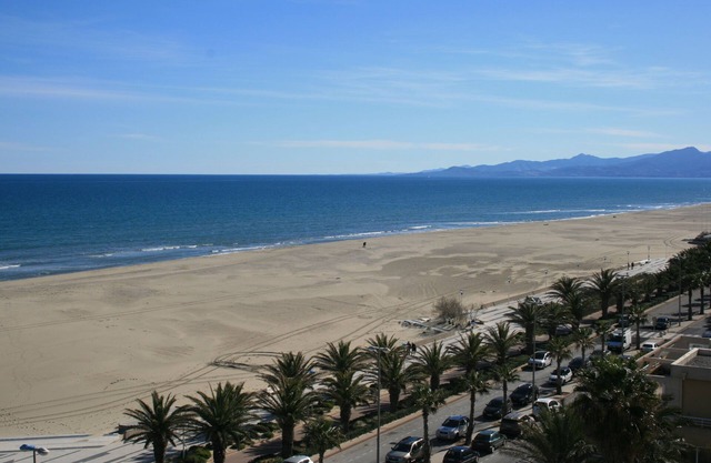 WOHNUNG F3 MEER VORNE + PARKING + INTERNET