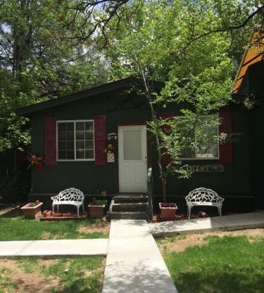 Apple Creek Cottages