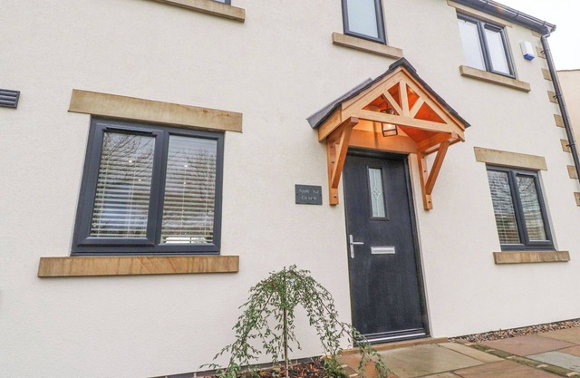 APPLE TREE COTTAGE, family friendly, with a garden in Goosnargh