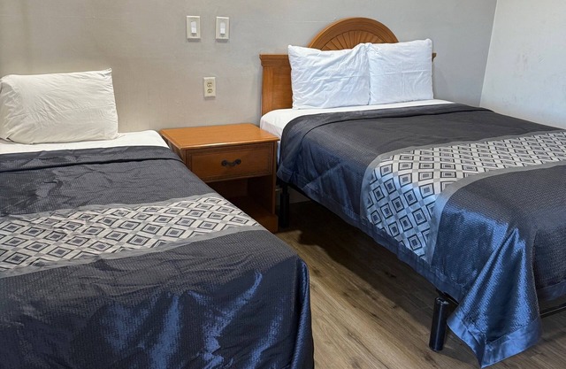 Apple Valley Motel