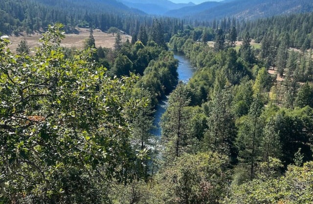 Applegate River Overlook!