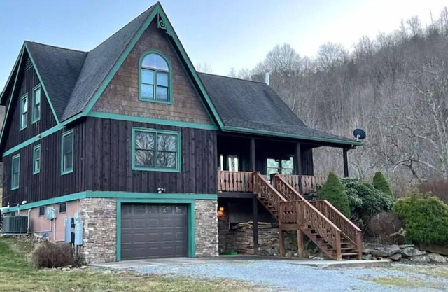 Après Ski Cabin, Mtn Getaway.