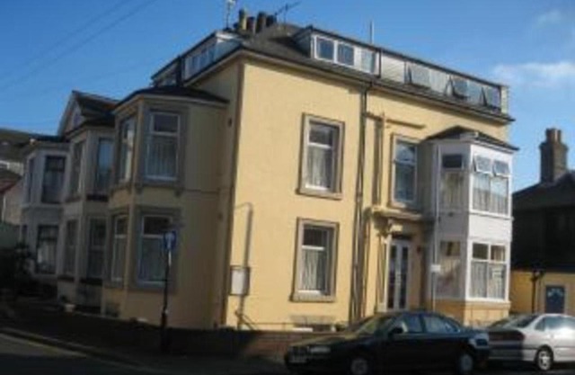 Apsley 4 Sleeps 2 with Free Wi-Fi