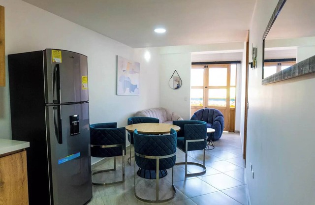 Apt 6 px- parking lot- jacuzzi -402