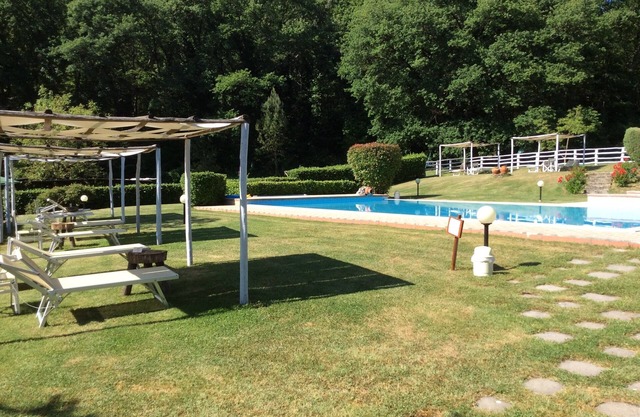 Apt en granja Chianti Toscana, cerca de Florencia con alquiler de bicicletas, piscina, Wif