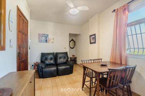 Apto em Muquiçaba com vista para a Prainha EPM0803