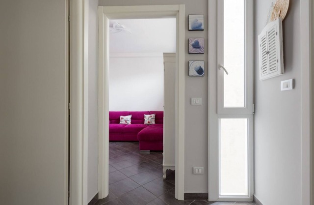 APT in the NOLO neighborhood! 500m from the M1 subway!