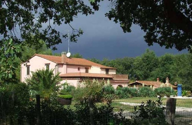 Apt Margherita in Antica Fattoria Toscana con Piscina, Giardino, Vicinanze Mare