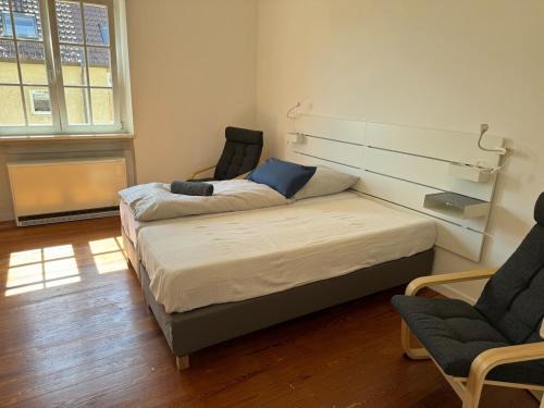 Apt4 - Ferienwohnung Brötzingen 3 OG