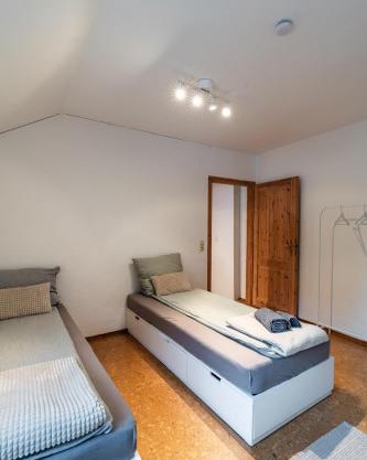 Apt7 - Ferienwohnung Brötzingen
