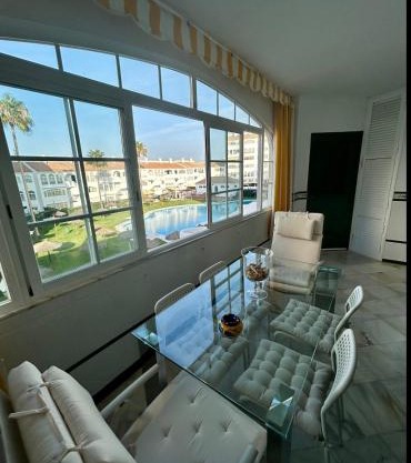 Apto Laguna con piscina