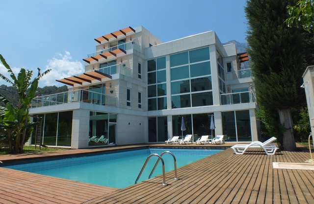Aqualin Villa 50 Luxusvilla in ruhiger Alleinlage