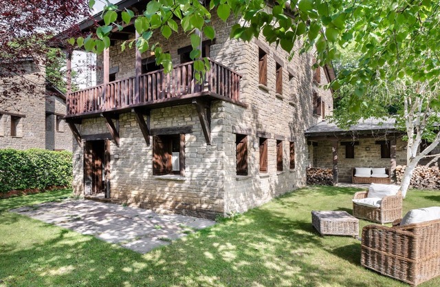 AQUATERRA LODGES LUXURY