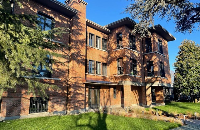 AR Living Colletta Exclusive Apartment C2