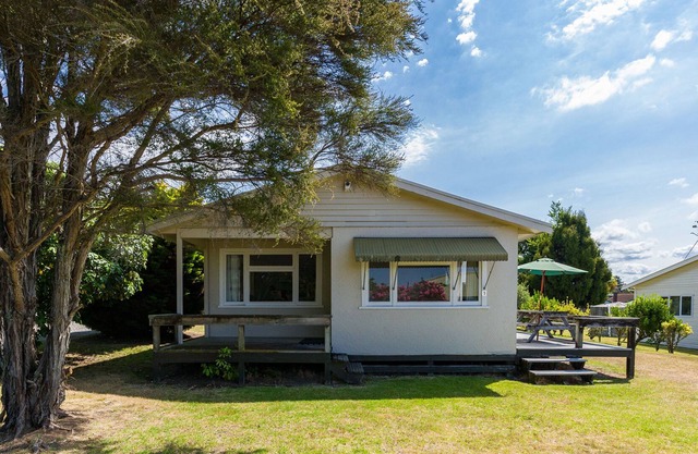 Arataha Landing - Taupo Ferienhaus