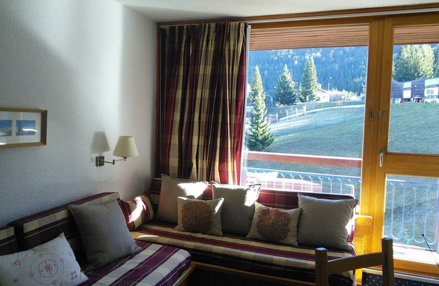 ARC 1800. Komfortables Studio in der Residenz Pierra Menta im Herzen des Resorts