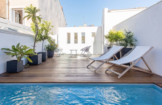 Bourgeois Haus Nimes Zentrum mit Terrasse und Pool