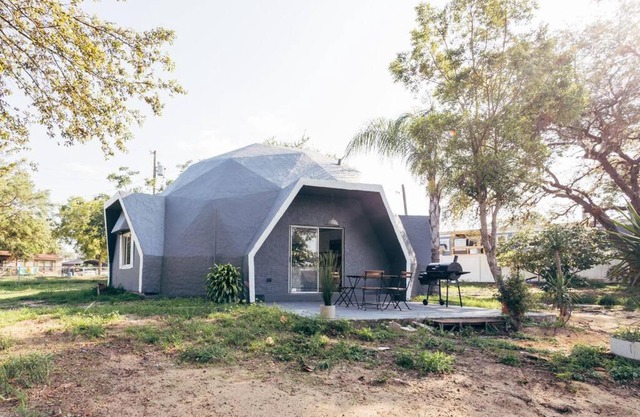 Architectural Gem - Modern Dome Home in Haines City