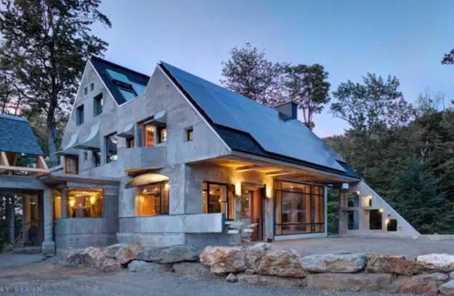 Architectural House Prickly Mountain