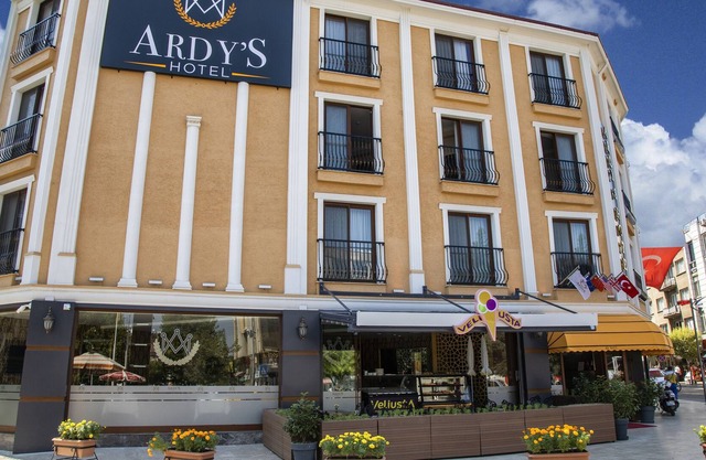 ARDY'S HOTEL