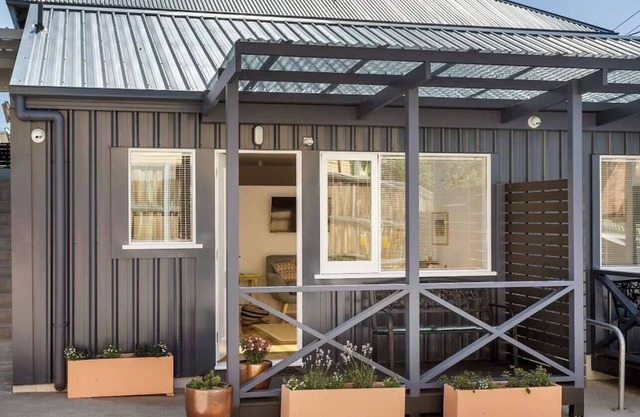 Argyle Embrace Perfect Location to Explore Town