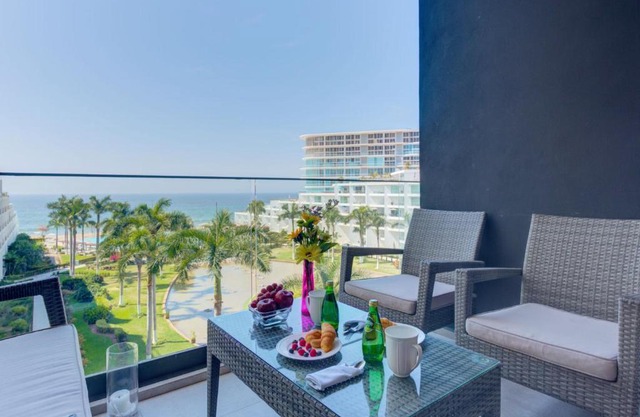Aria 608 Del Mar