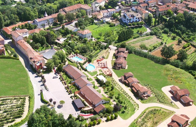 Ariotto Village
