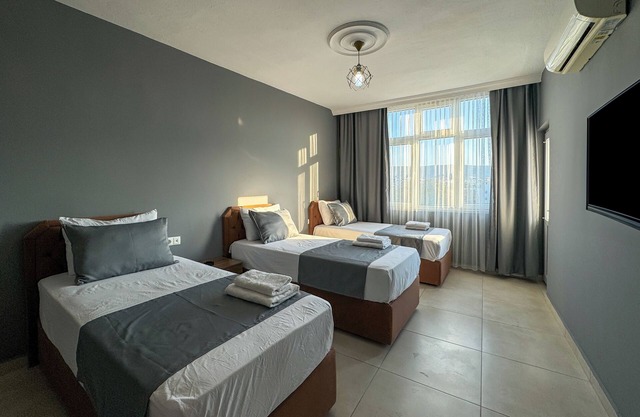 ARISAN OTEL