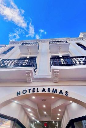 Armas Hotel
