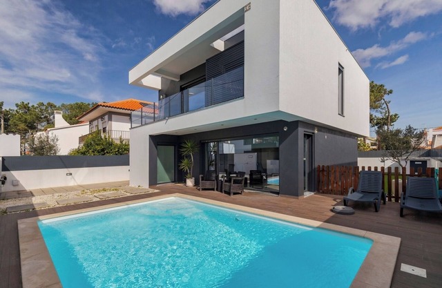 Aroeira Luxury House