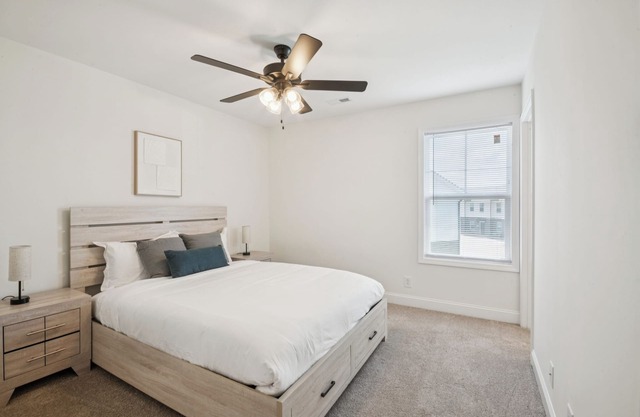 Arte Luxury townhomes K3 I Comfy 2 Bed 2.5 Bath