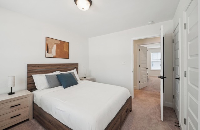 Arte Luxury townhomes Q4 I Comfy 2 Bed 2.5 Bath