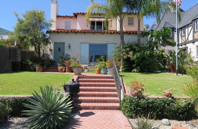 Künstlerhaus in Coronado Village Inklusive Steuern und Reinigung!