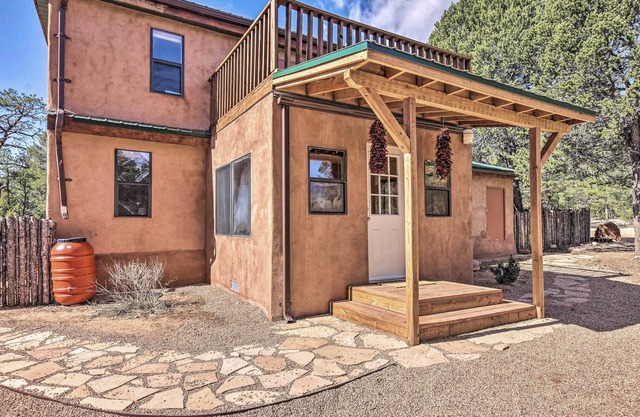 NEU! Friedliches Rowe-Haus mit Blick auf den Pecos-Nationalpark!