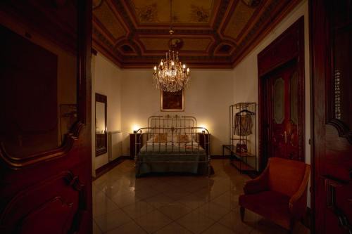 Artista Apartment