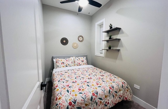 Artsy Chicago - 1BR/1BATH