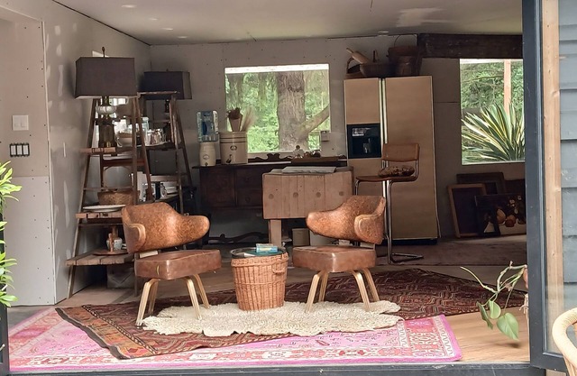 Artsy Farmstay on Bainbridge with a pool!