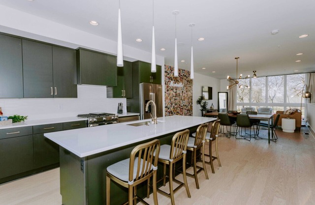 Artsy Luxe Nashville Stay | Perfect for Groups