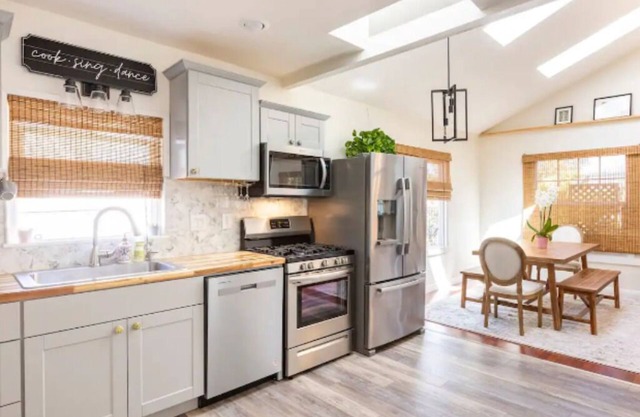 Artsy Retreat w/Private Balcony, Fire Pit, Hot Tub