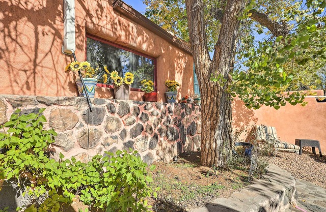 Artsy Santa Cruz Apartment w/ Shared Fire Pit!
