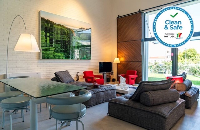 ARTY PORTO - Duplex townhouse with indoor and outdoor garden