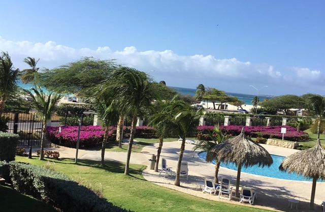 Aruba Eagle Beach 2 Schlafzimmer Oceanfront Condo