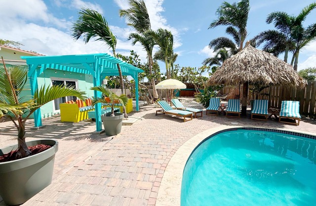 Pauline's Apartments Aruba