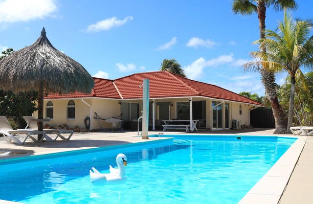 Aruba Villa Florida! XXL Pool, Privatsphäre, großer Garten, ruhige Lage, Strandnähe
