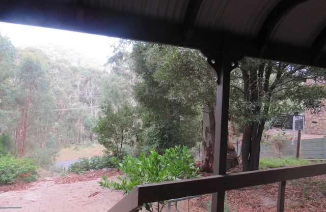 ASH'S LODGE: 3 BR, 2 BA House in Sawmill Settlement, Sleeps 8