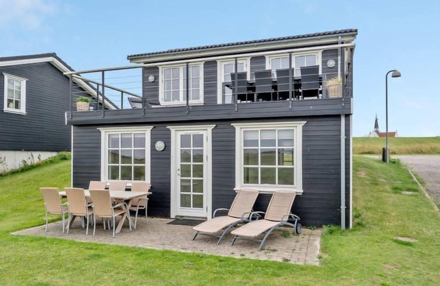 "Asmund" - 150m from the sea by Interhome