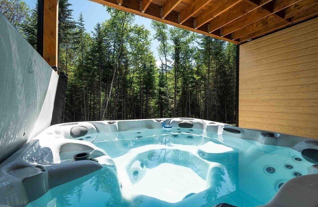 Aspen 88 | Peaceful forest setting with spa
