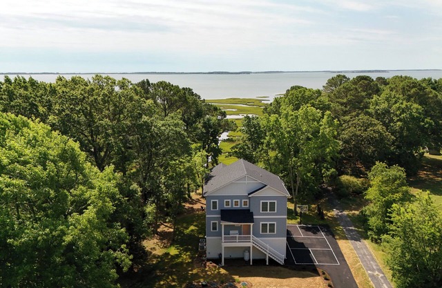 Assateague Holiday House Nature & Luxury Combined